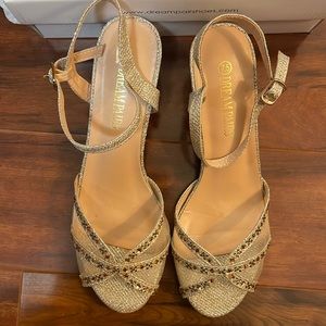 DreamPairs Nina Gold Glitter